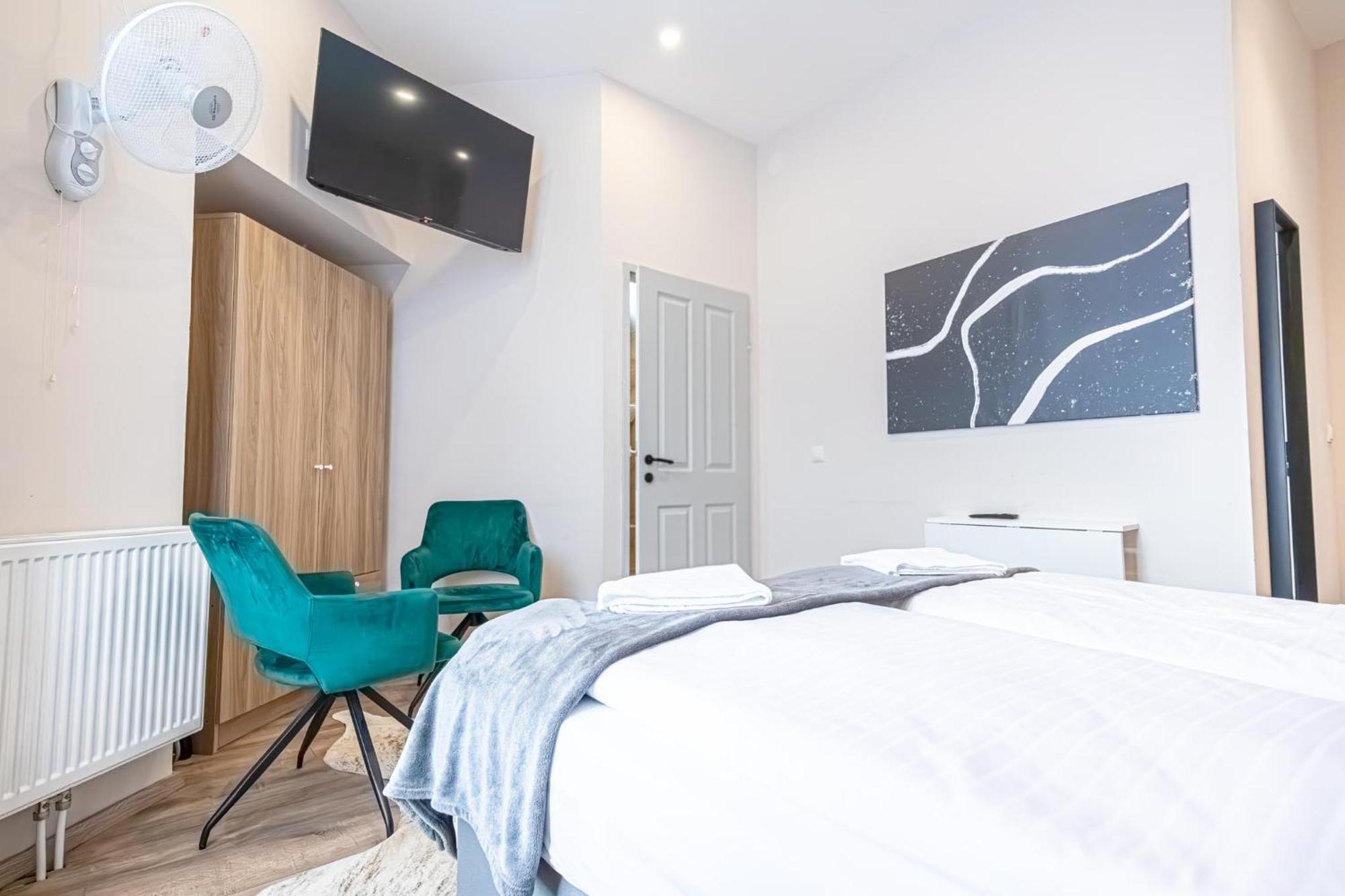 Wiener Stadthalle Boutique - Ideal For Couples Apartment Vienna