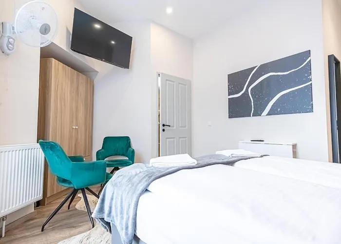 Wiener Stadthalle Boutique Rooms - Ideal For Couples