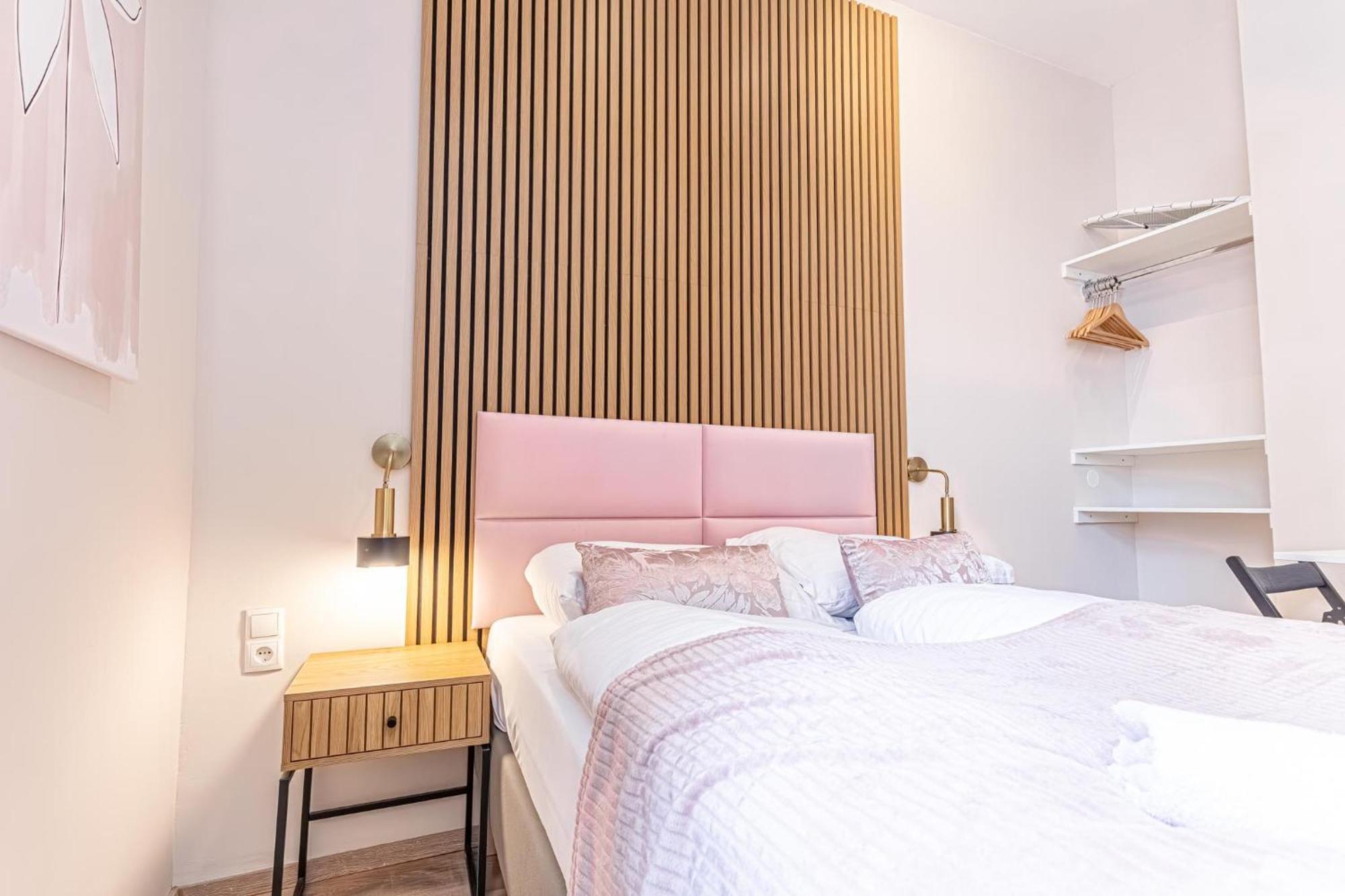Wiener Stadthalle Boutique - Ideal For Couples * Wien